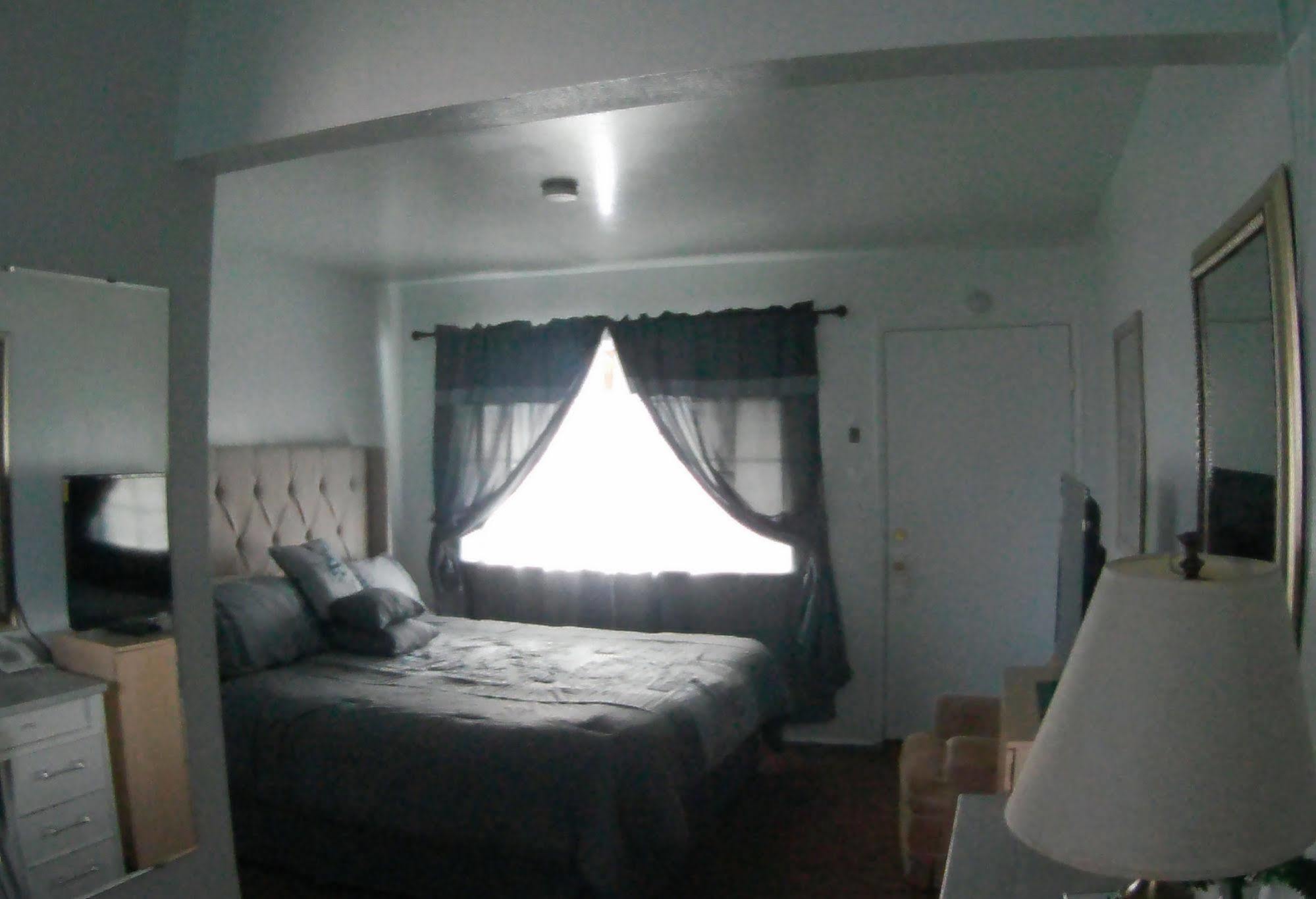 Rim Rock Motel Альтурас Экстерьер фото